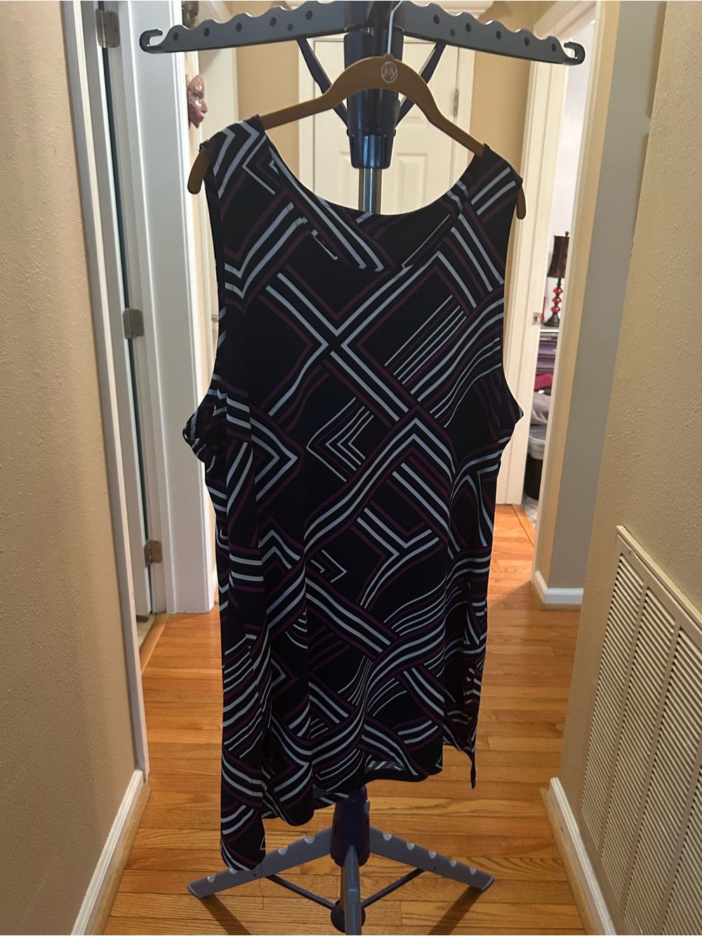 Geometric Print Sleeveless Tank Top - Blue with White & Pink Accents